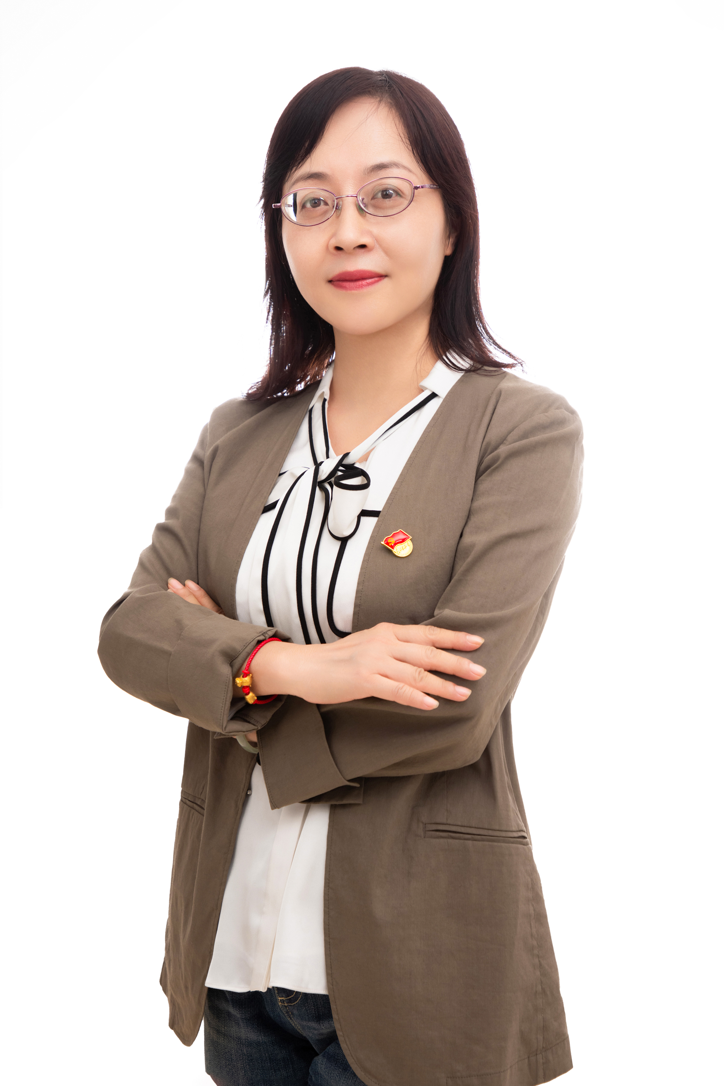 张敏 中共党员 副教授 贵州师范大学 法学学士.JPG